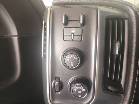 Used 2016 Chevrolet Silverado 1500 LTZ w/ LTZ Plus Package AWD/4WD image 14