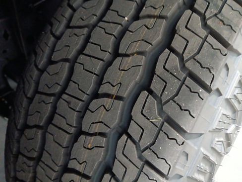 New 2026 Chevrolet Silverado 1500 LT w/ Z71 Off-Road Package image 32