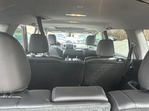 Used 2018 Honda Pilot EX-L image 25
