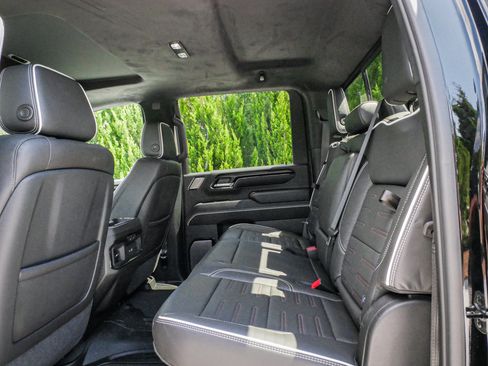 Used 2026 GMC Sierra 2500 AT4X AWD/4WD image 31
