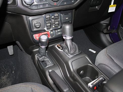 New 2026 Jeep Wrangler Unlimited Sport AWD/4WD image 21