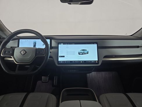 Used 2024 Rivian R1T Adventure AWD/4WD image 25