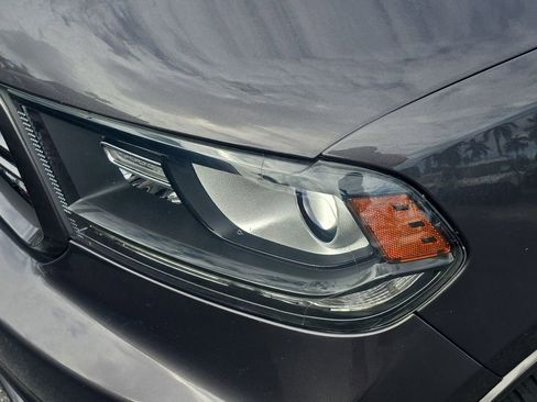 Used 2018 Dodge Durango GT image 7