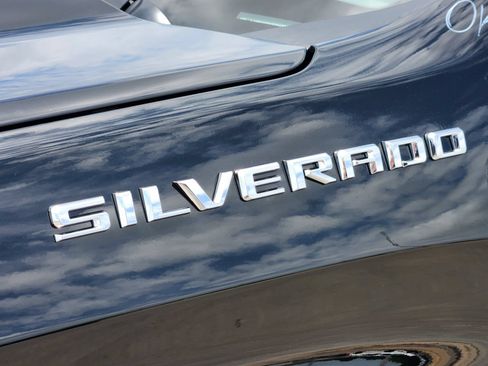 New 2026 Chevrolet Silverado 1500 LT w/ Texas Edition Plus RWD image 11