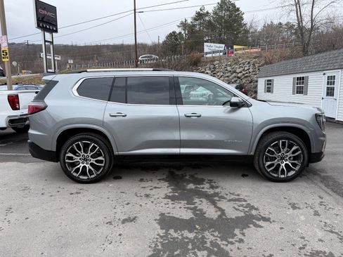 New 2026 GMC Acadia Denali Ultimate w/ LPO, Rugged Package AWD/4WD image 6