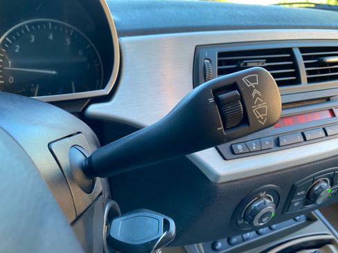 Used 2006 BMW Z4 3.0si image 46