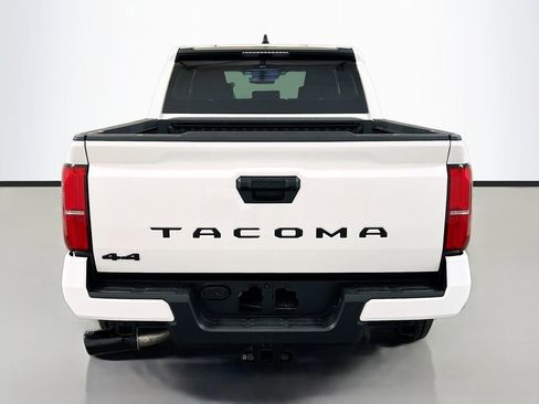 New 2026 Toyota Tacoma 4x4 Double Cab image 5