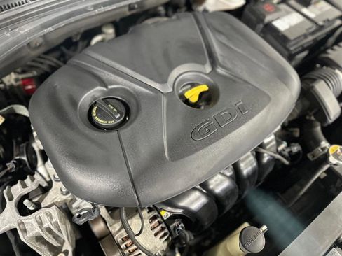 Used 2018 Hyundai Elantra GT image 35