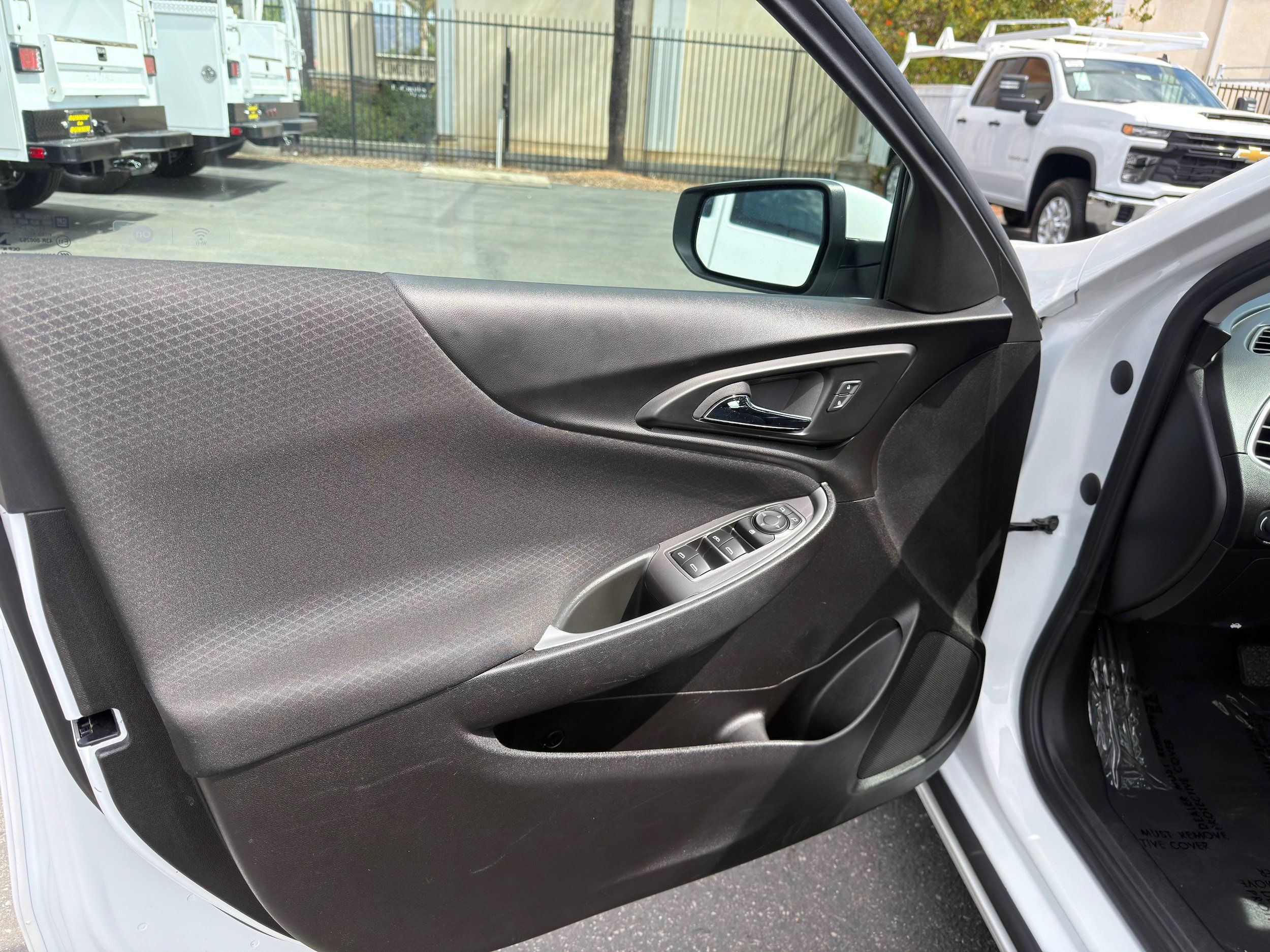 Used 2024 Chevrolet Malibu LT FWD image 23