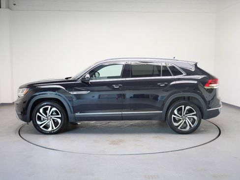Used 2020 Volkswagen Atlas Cross Sport SEL Premium AWD/4WD image 15