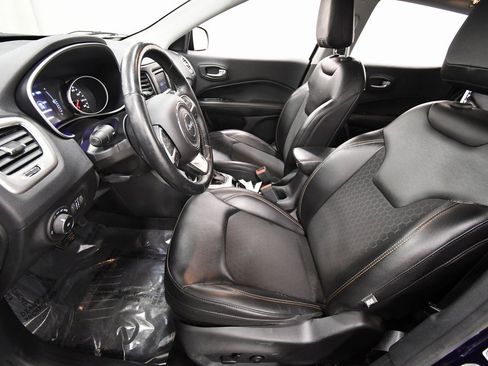 Used 2018 Jeep Compass Latitude w/ Cold Weather Group image 14