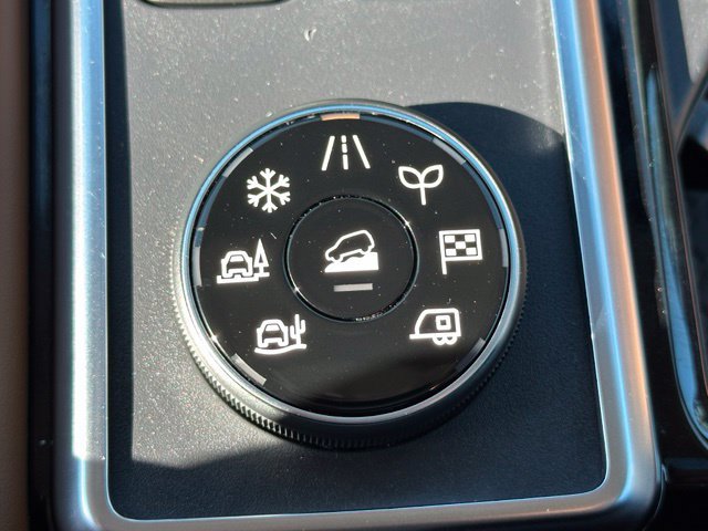 Certified 2023 Nissan Pathfinder Platinum AWD/4WD image 37