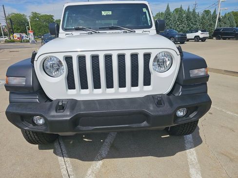 Used 2023 Jeep Wrangler Unlimited Sport AWD/4WD image 5