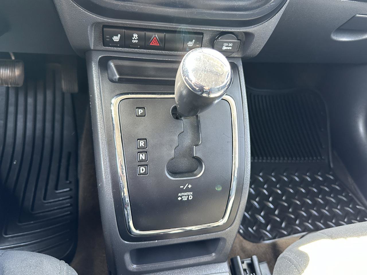 Used 2017 Jeep Patriot Latitude AWD/4WD image 54