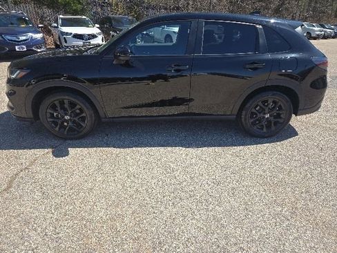 Used 2025 Honda HR-V Sport image 2
