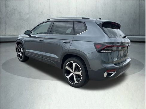 New 2025 Volkswagen Taos SEL image 3