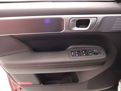 Used 2025 Hyundai Santa Fe SEL image 16