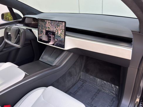 Used 2025 Tesla Model X Plaid AWD/4WD image 14