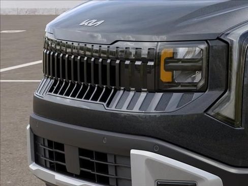 New 2027 Kia Seltos S FWD image 12