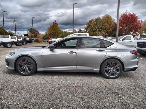 Used 2023 Acura TLX w/A-Spec Package image 5