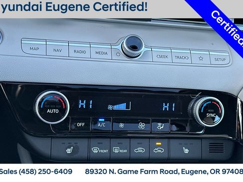 Used 2025 Hyundai Elantra Limited image 24