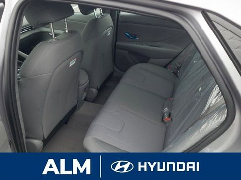 New 2026 Hyundai Elantra SE image 15