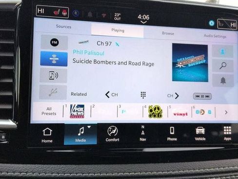 New 2026 Chrysler Pacifica Limited w/ S Appearance Package AWD/4WD image 23