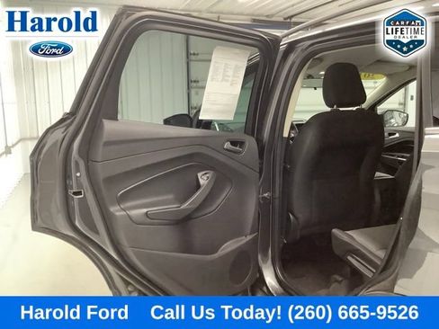 Used 2018 Ford Escape SE w/ SE SYNC Package AWD/4WD image 13