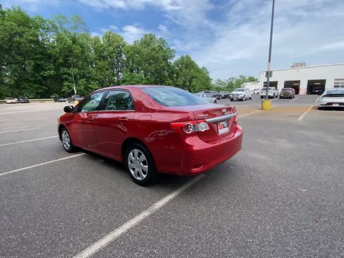 Used 2013 Toyota Corolla LE FWD image 7