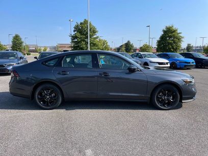 New 2025 Honda Accord SE