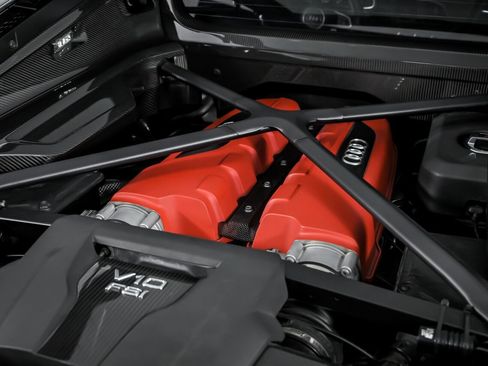 Used 2017 Audi R8 V10 image 17