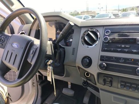 Used 2013 Ford F250 XLT w/ XLT Interior Pkg RWD image 15