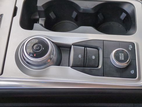 Used 2023 Ford Explorer Limited w/ Equipment Group 301A image 32