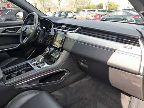 Used 2024 Jaguar F-PACE R-Dynamic S image 33