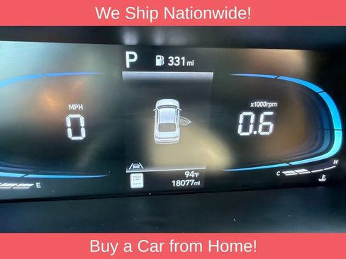 Used 2025 Hyundai Elantra Sport FWD image 13