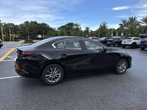 New 2026 MAZDA MAZDA3 s FWD image 4