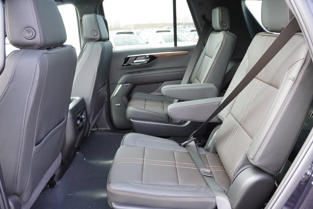 New 2026 Chevrolet Tahoe High Country AWD/4WD image 12