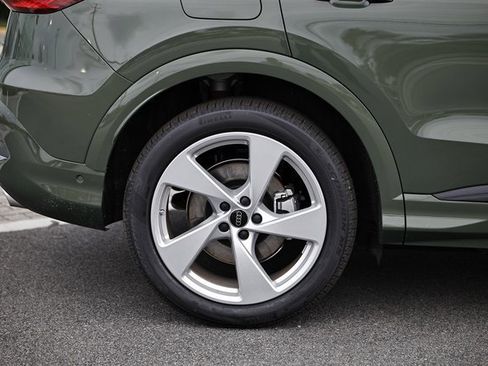 New 2025 Audi Q5 Prestige image 6