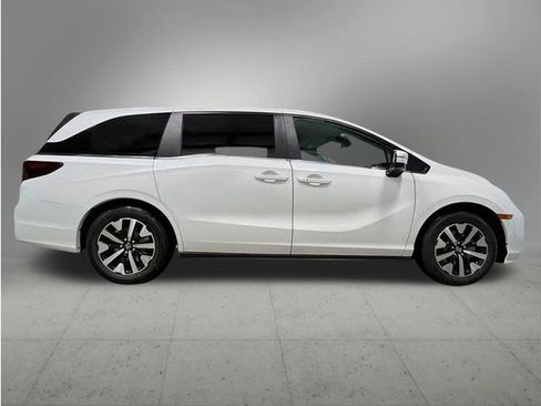 New 2026 Honda Odyssey EX-L image 7