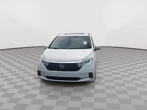 Used 2022 Honda Odyssey Elite image 3