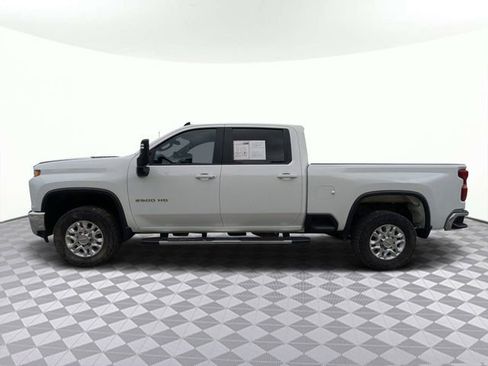 Used 2022 Chevrolet Silverado 2500 LT w/ Fleet Comfort Package AWD/4WD image 7