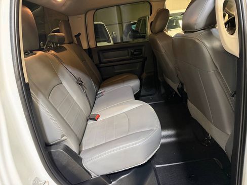 Used 2017 RAM 3500 Tradesman w/ Chrome Appearance Group AWD/4WD image 11