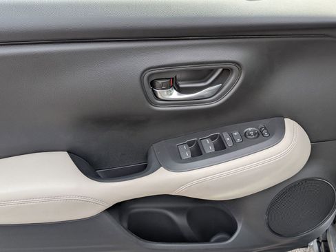 New 2026 Honda HR-V LX image 14