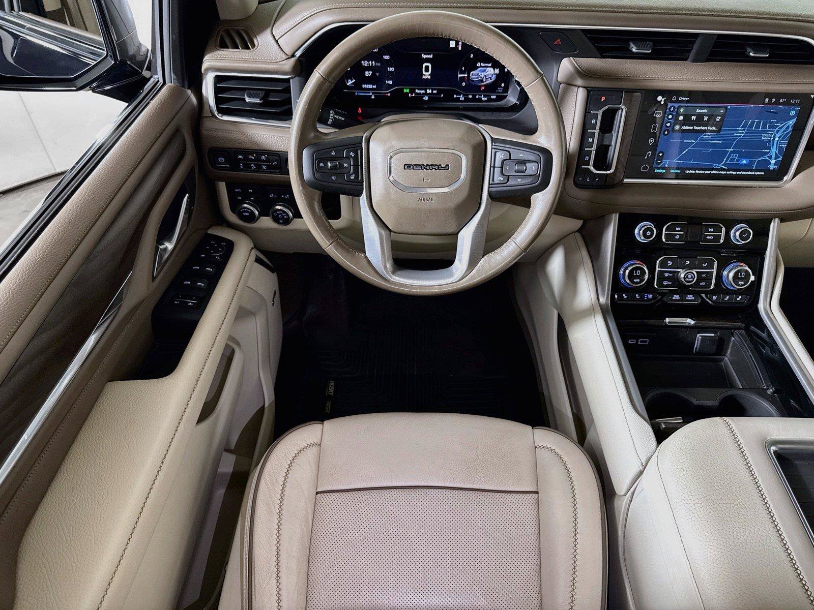 Certified 2022 GMC Yukon XL Denali AWD/4WD image 22