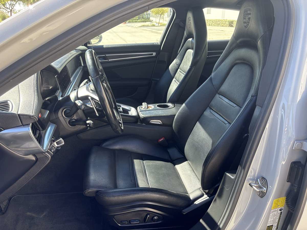 Used 2022 Porsche Panamera Platinum Edition w/ Assistance Package RWD image 20
