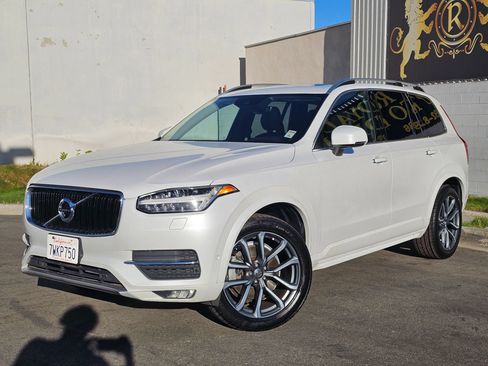 Used 2017 Volvo XC90 T6 Momentum w/ Vision Package AWD/4WD image 1