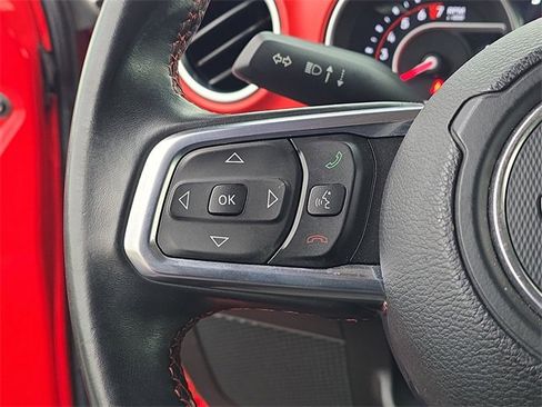 Used 2018 Jeep Wrangler Unlimited Rubicon image 15