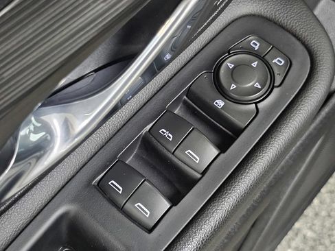 Used 2020 GMC Terrain SLT w/ Elevation Edition AWD/4WD image 32