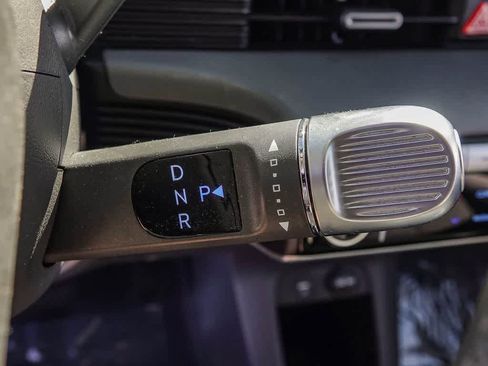 Used 2024 Hyundai Ioniq 5 SEL image 18