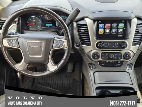 Used 2020 GMC Yukon XL Denali w/ Denali Premium Package image 26